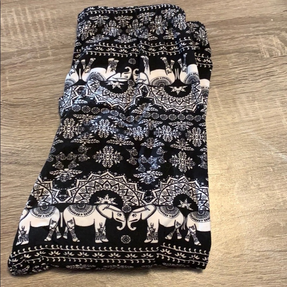Elephant leggings